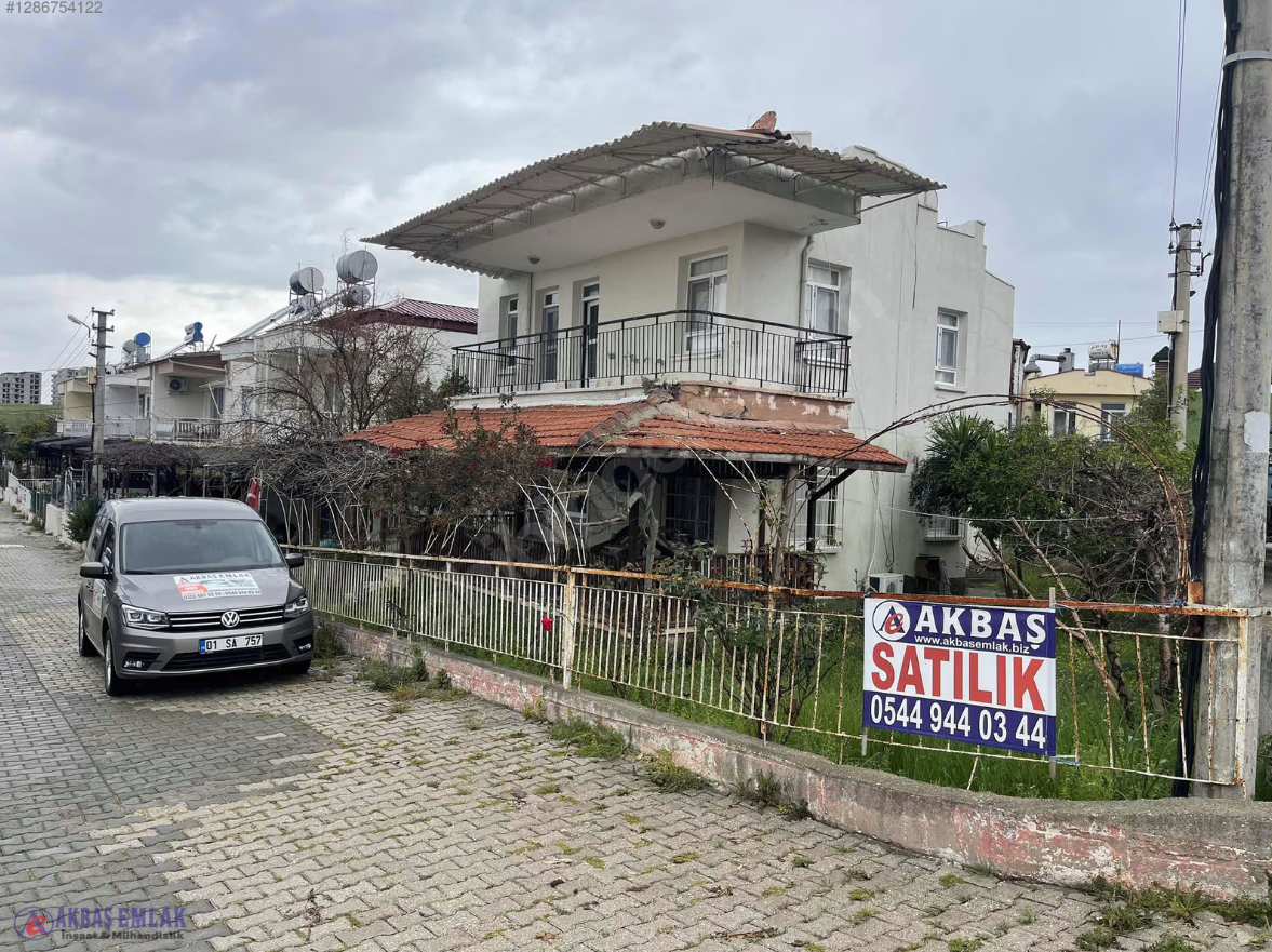 AKBAŞ'tan SATILIK YATAY MİMARİ HAVUZLU ZEMİN KAT YAZLIK DAİRE