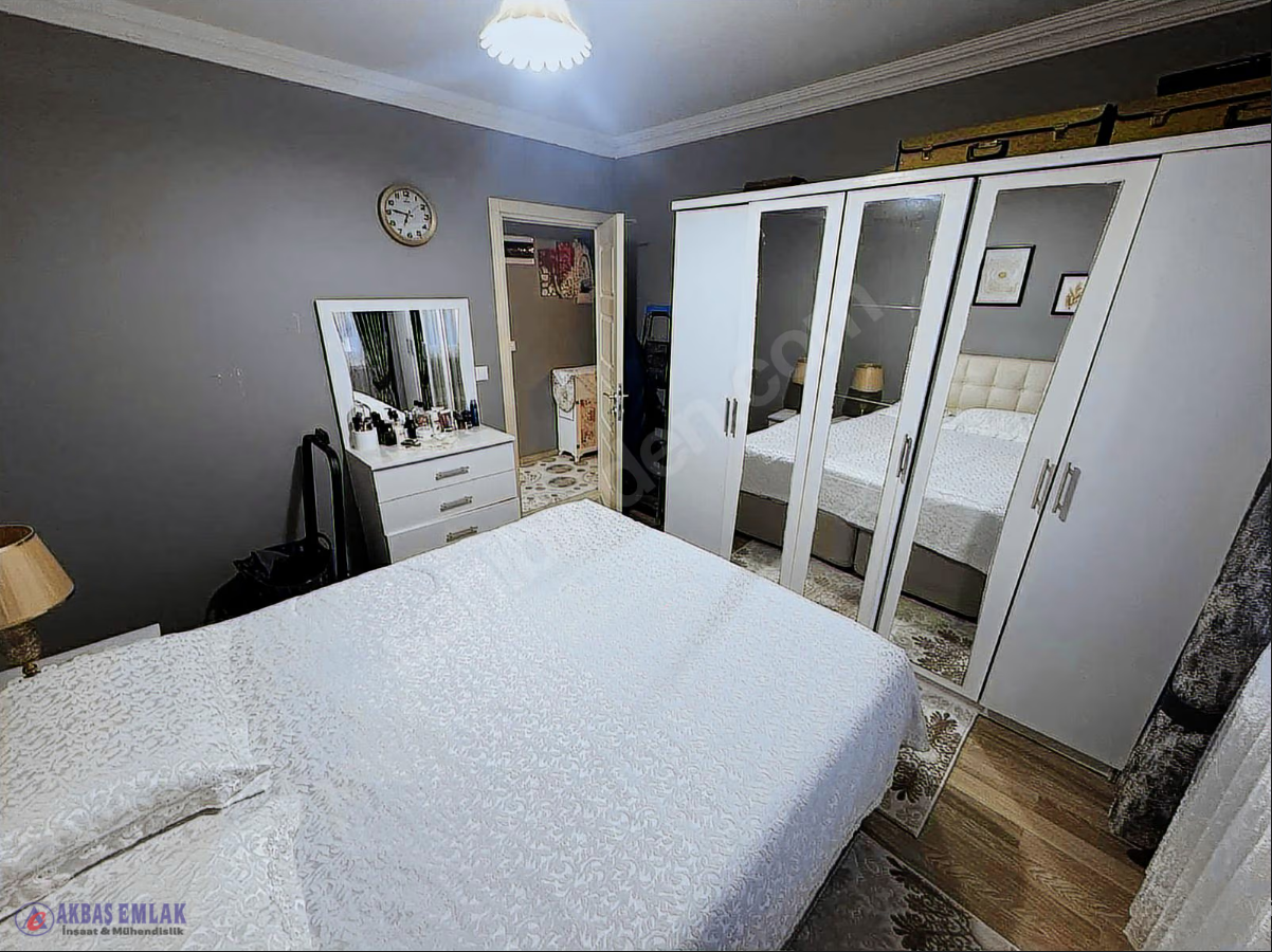 AKBAŞ'tan SATILIK | HAVUZLU | CAM BALKONLU | KİLERLİ | DAİRE