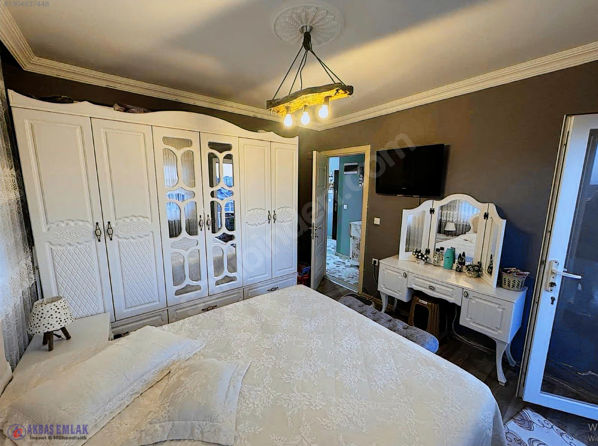 AKBAŞ'tan SATILIK | HAVUZLU | CAM BALKONLU | KİLERLİ | DAİRE