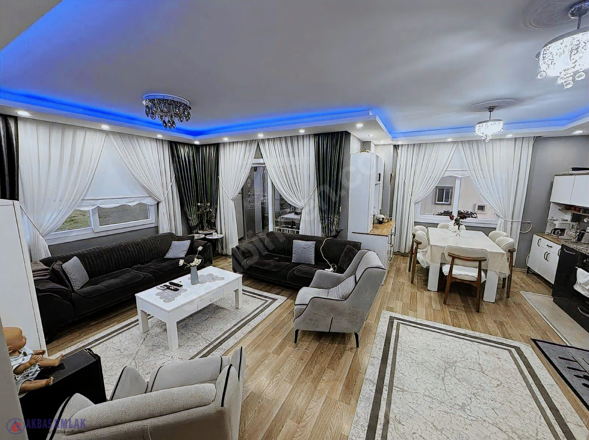 AKBAŞ'tan SATILIK | HAVUZLU | CAM BALKONLU | KİLERLİ | DAİRE