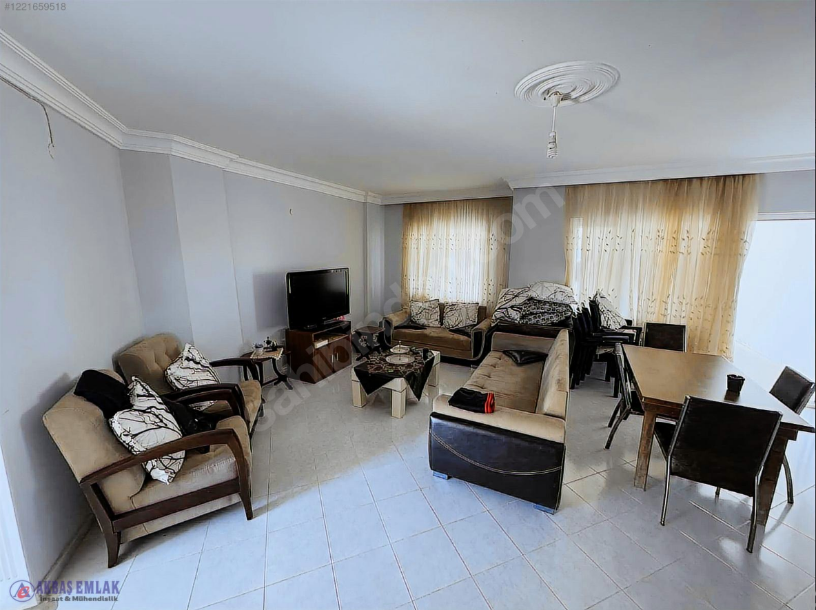 AKBAŞ'tan SATILIK HAVUZLU GENİŞ TERASLI TRİPLEKS VİLLA