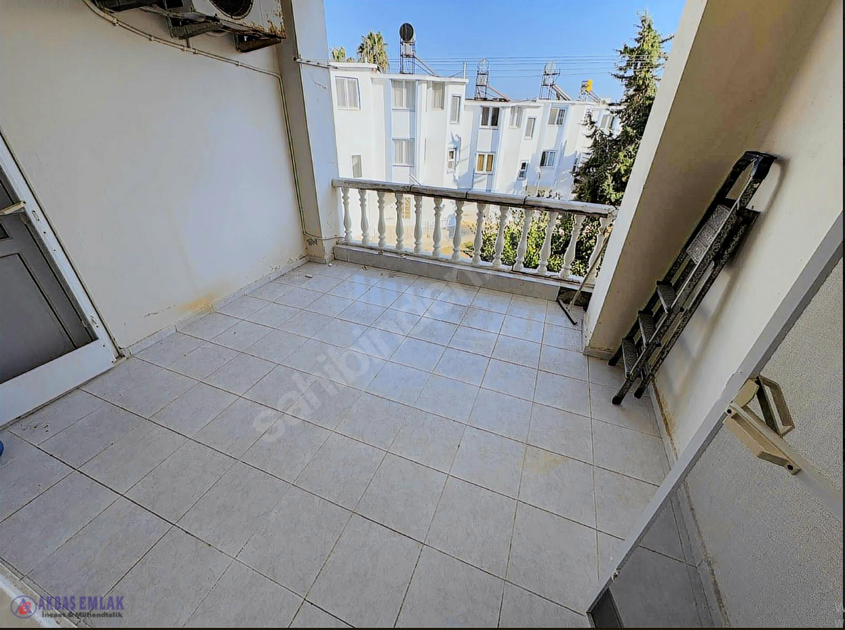 AKBAŞ'tan SATILIK HAVUZLU GENİŞ TERASLI TRİPLEKS VİLLA