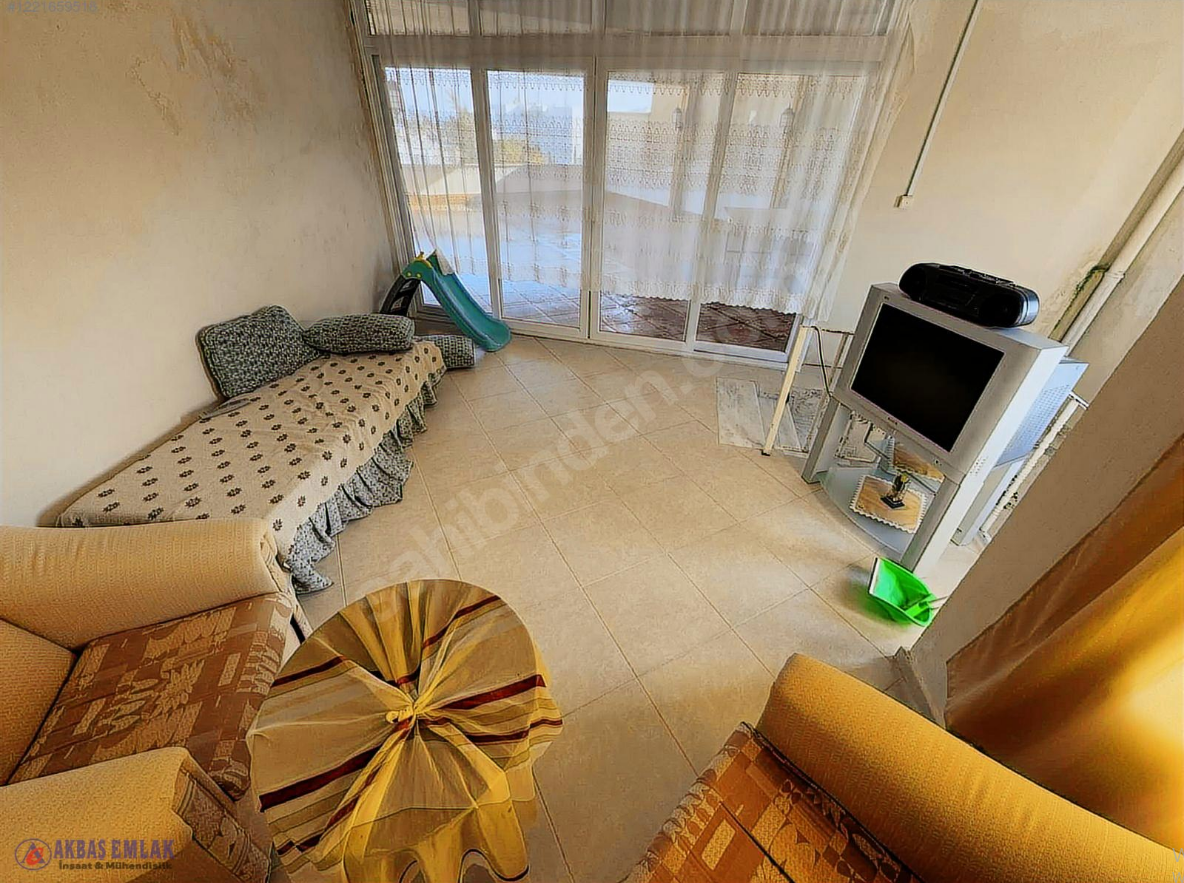 AKBAŞ'tan SATILIK HAVUZLU GENİŞ TERASLI TRİPLEKS VİLLA