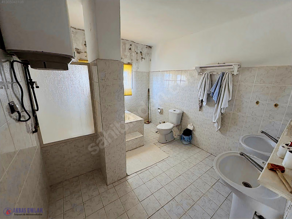AKBAŞ'tan SATILIK BAHÇELİ GARAJLI MÜSTAKİL DUBLEKS EV
