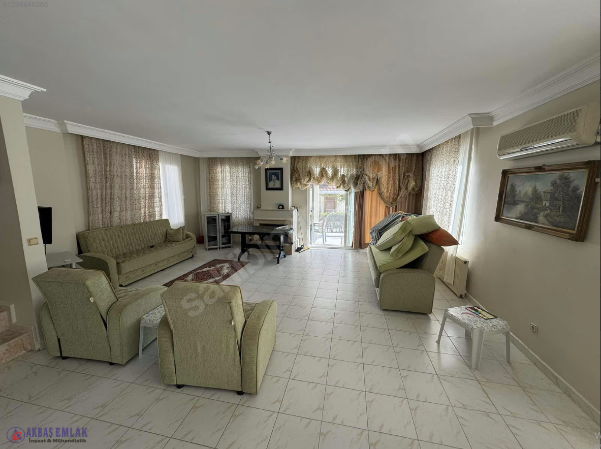 AKBAŞ'tan SATILIK | HAVUZLU | 7/24 GÜVENLİKLİ | DUBLEKS VİLLA