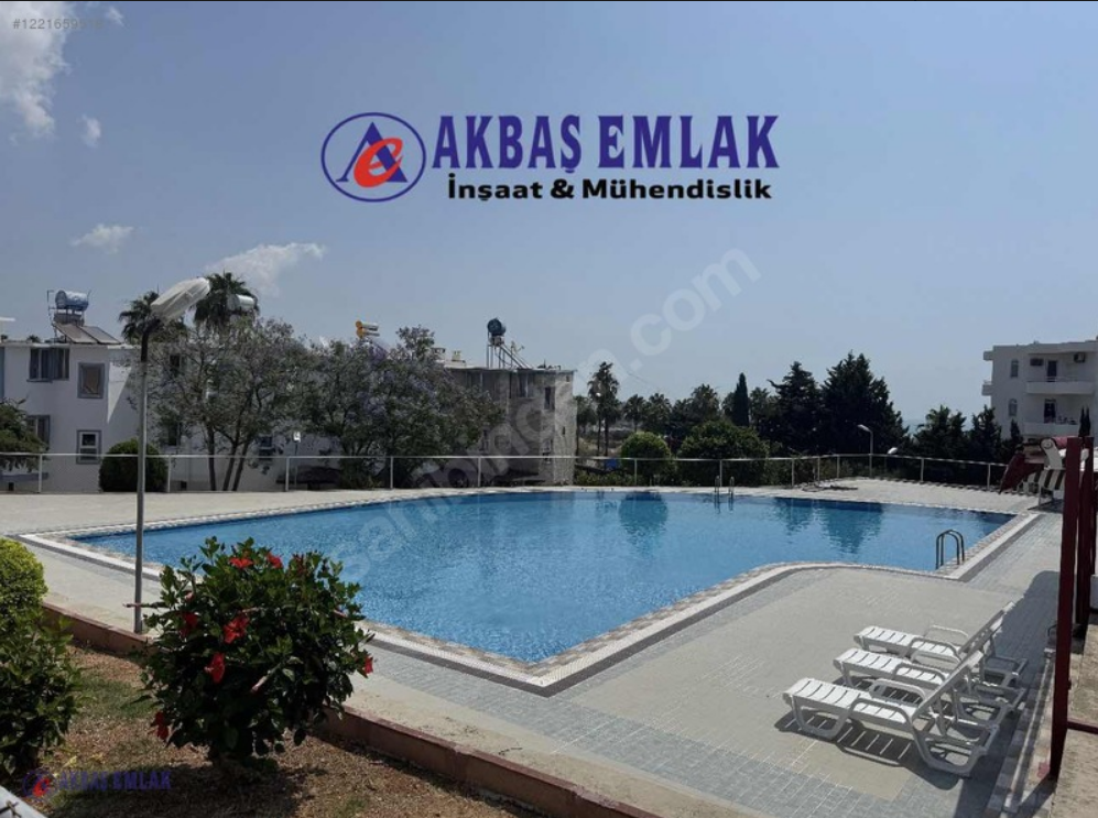 AKBAŞ'tan SATILIK HAVUZLU GENİŞ TERASLI TRİPLEKS VİLLA